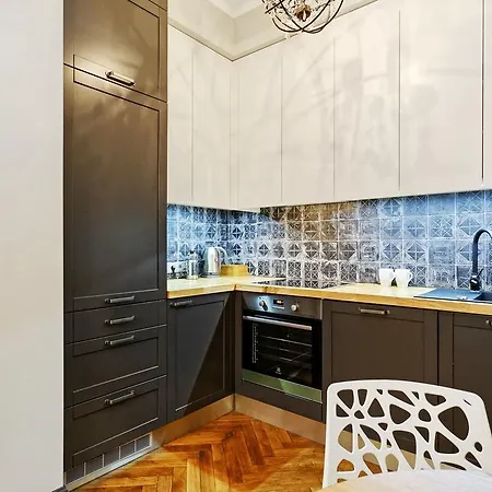 Old Town Jana Seta Apartment *