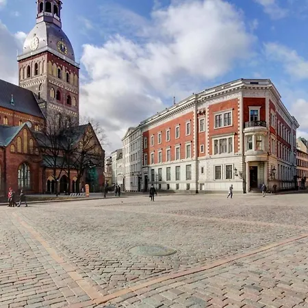 Old Town Jana Seta Апартаменти *